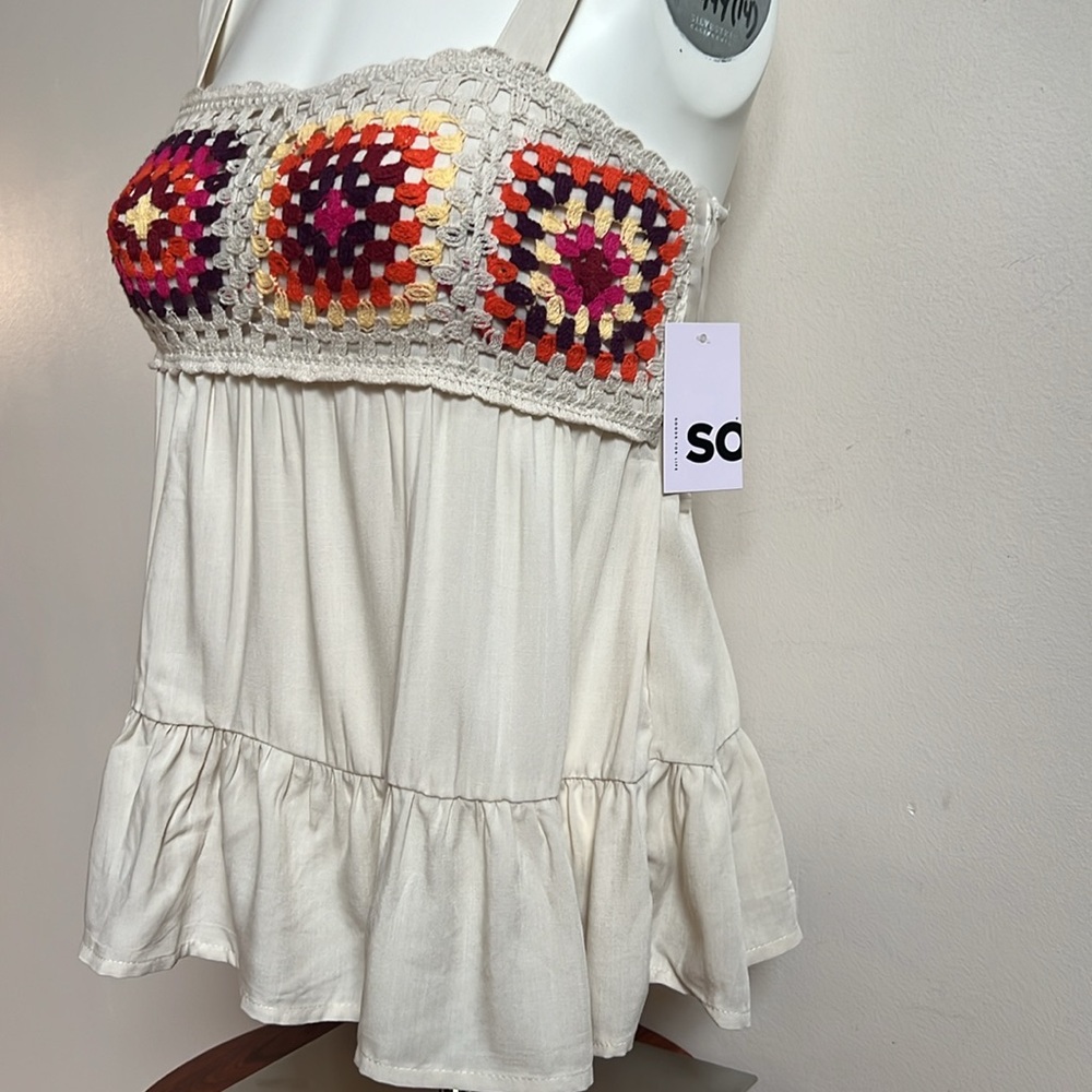SO crochet top with adjustable straps